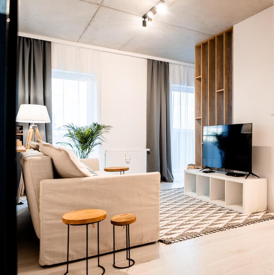 Hop & Lulu Premium Apartments Голеню Экстерьер фото